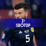 SBOTOP: John Carver Prihatin dengan Kondisi Grant Hanley Setelah Penarikan