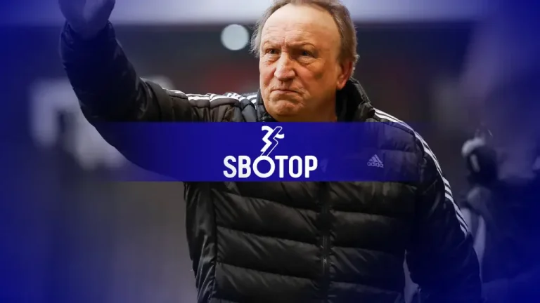 Neil Warnock mengundurkan diri sebagai manajer