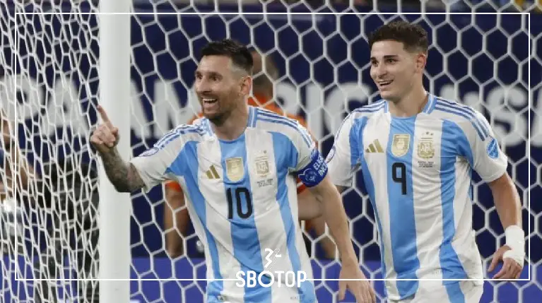 SBOTOP: Gol Messi dan Alvarez Bawa Argentina ke Final Copa America