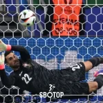 SBOTOP: Diogo Costa Antar Portugal ke Perempat Final Bertemu Prancis