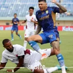 SBOTOP: Kemeriahan Persib Bandung, Kesedihan Persija Jakarta, dan Sorotan Menarik untuk Persikabo