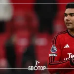 SBOTOP: Solid Meski Diuji! Pemain MU Bersatu Bela Casemiro, Bruno Fernandes Jadi Pemimpin