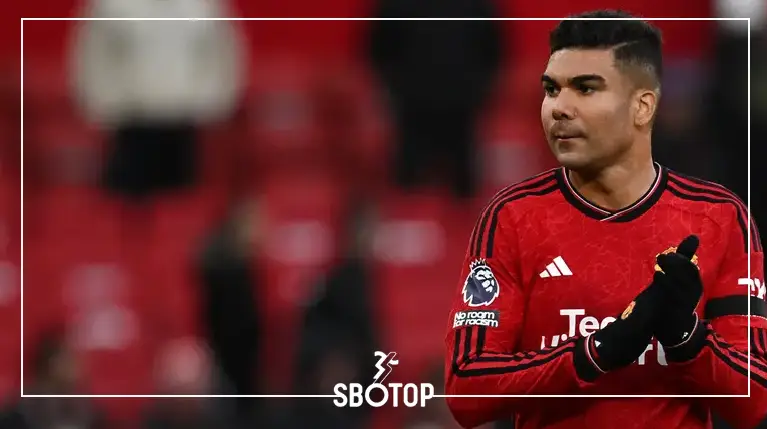 SBOTOP: Solid Meski Diuji! Pemain MU Bersatu Bela Casemiro, Bruno Fernandes Jadi Pemimpin