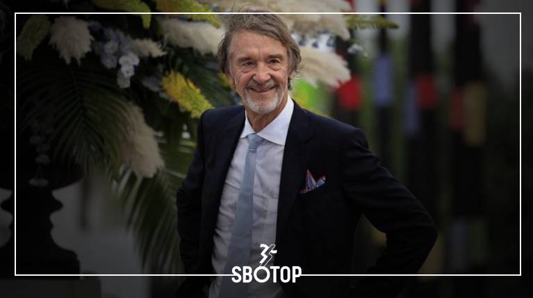 SBOTOP_-Sir-Jim-Ratcliffe-Menonton-Laga-Manchester-United-Tekanan-Terhadap-Erik-ten-Hag