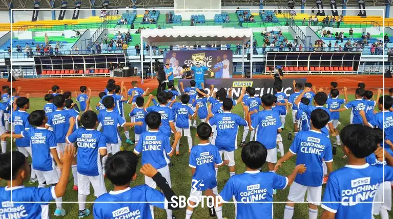 SBOTOP Persib Adakan Coaching Clinic: Momen Berharga untuk Anak Usia 7-12 Tahun di Jeda Internasional